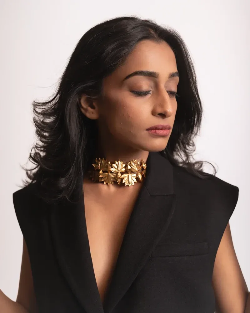 Banana Flower Field Choker